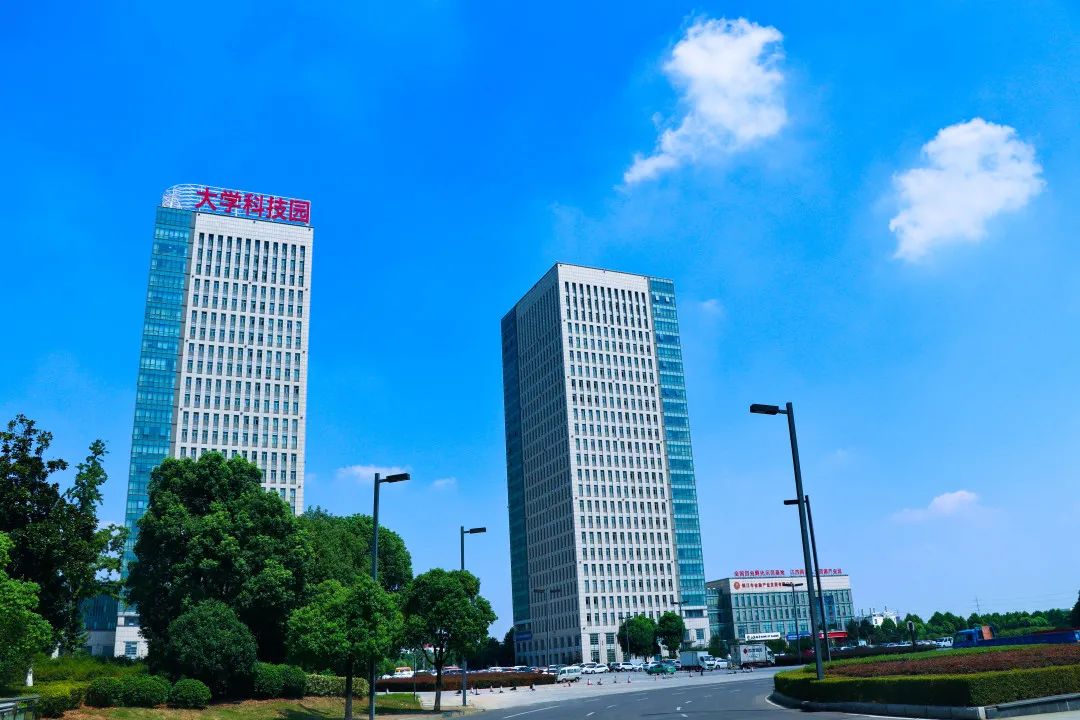 做强县域经济支撑,做强做大做优城市建设工作