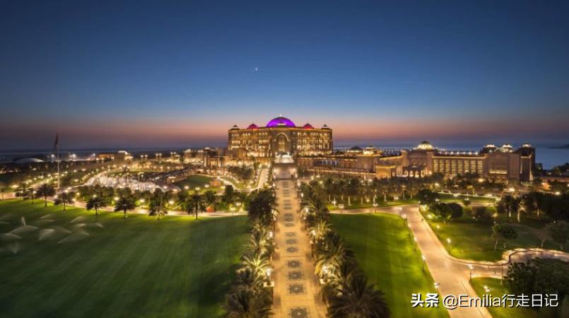 八星级阿布扎比皇宫酒店,世界唯一一家八星级酒店图片