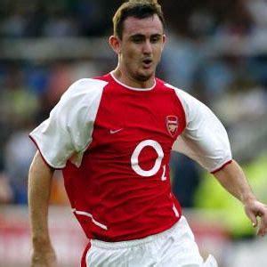 一个正印主力的9号球衣，却成了无数巨星新星的魔咒