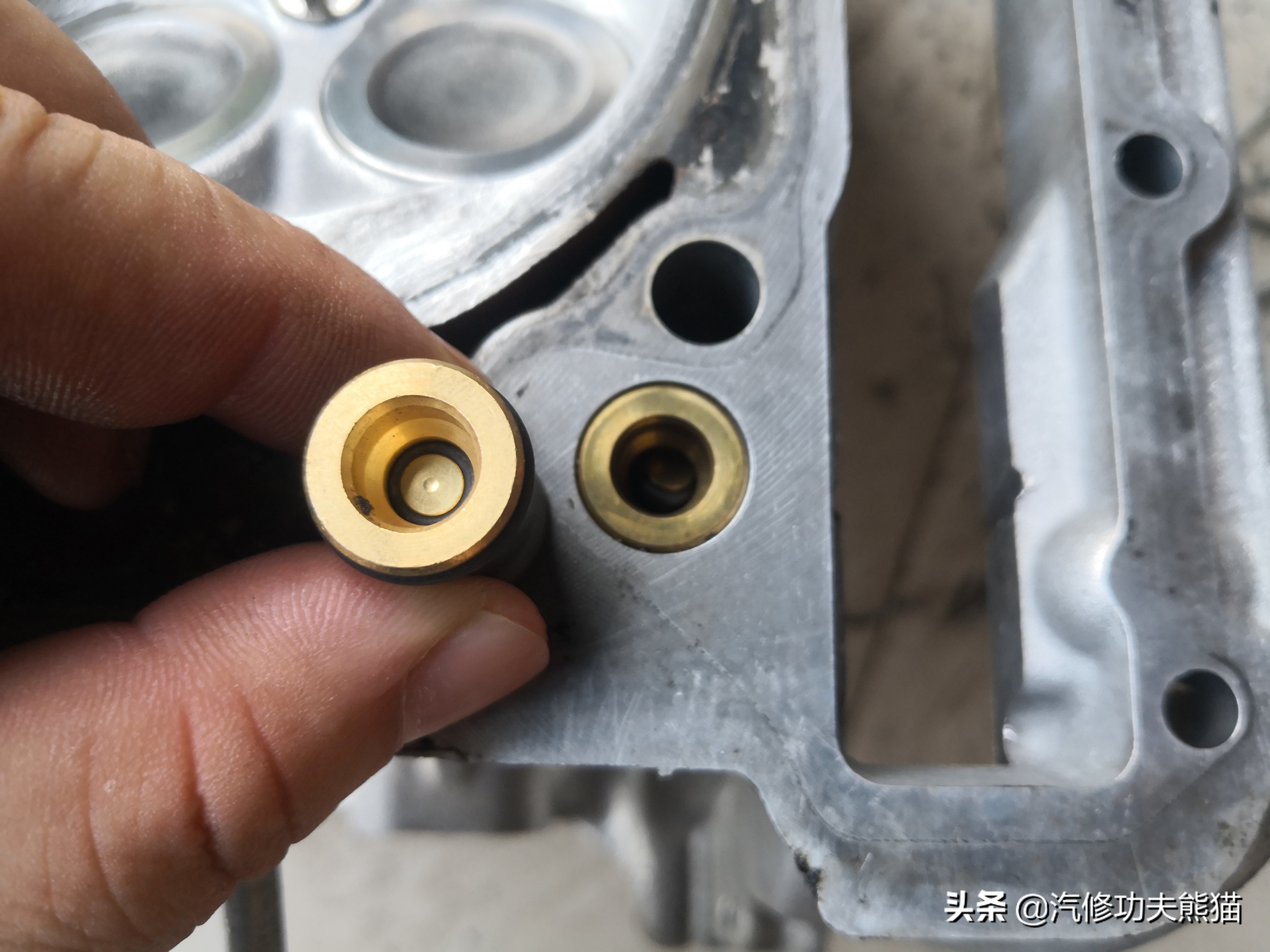 烧机油是问题车吗,烧机油是大众的通病吗