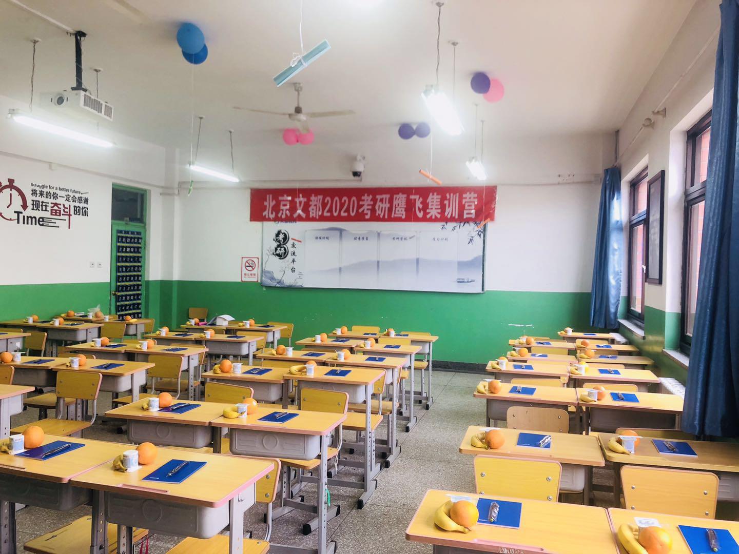 甯呭摜缇庡コ瀛﹂湼,缇庡コ甯呭摜瀛﹂湼