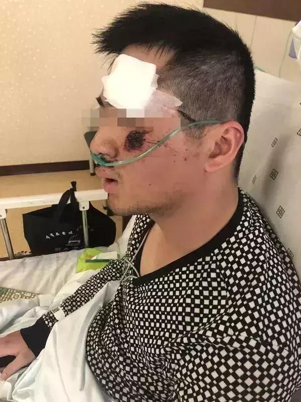 22岁辅警被车撞倒拖行怎么判刑,22岁辅警执勤中被撞拖行后续