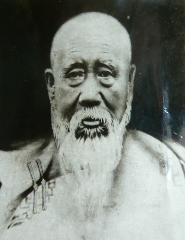 翁同龢为什么被罢官？身为两代帝师，难道全是慈禧的意思？