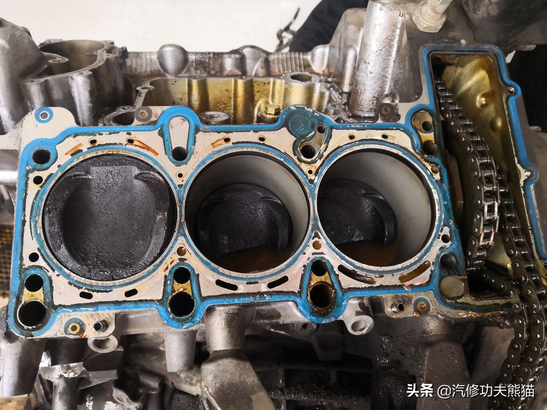 大众途锐急加速发动机故障灯点亮,大众新款途锐车子烧机油