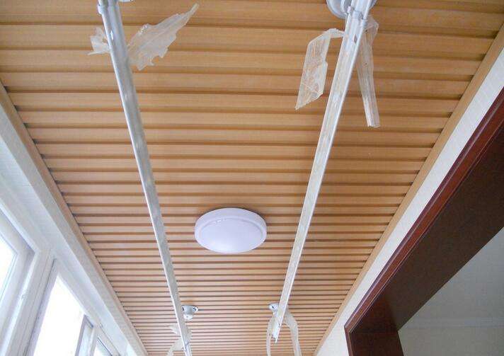 用板材做墙体和吊顶效果如何,邻居家吊顶