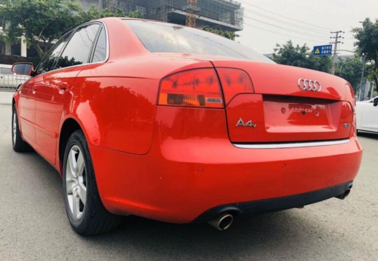小伙花30000块钱买了一辆二手车,小伙花4万买奥迪a8