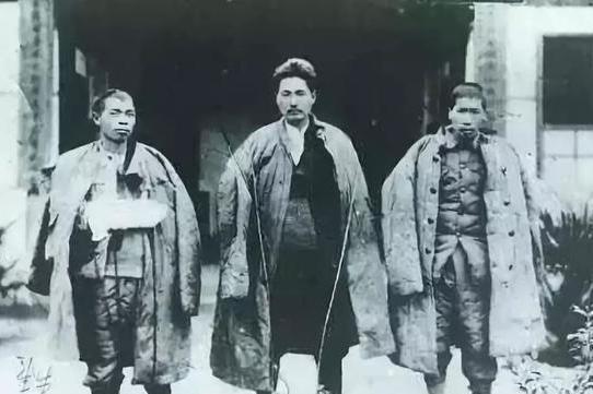 方志敏烈士是怎么牺牲的,方志敏牺牲是多少岁