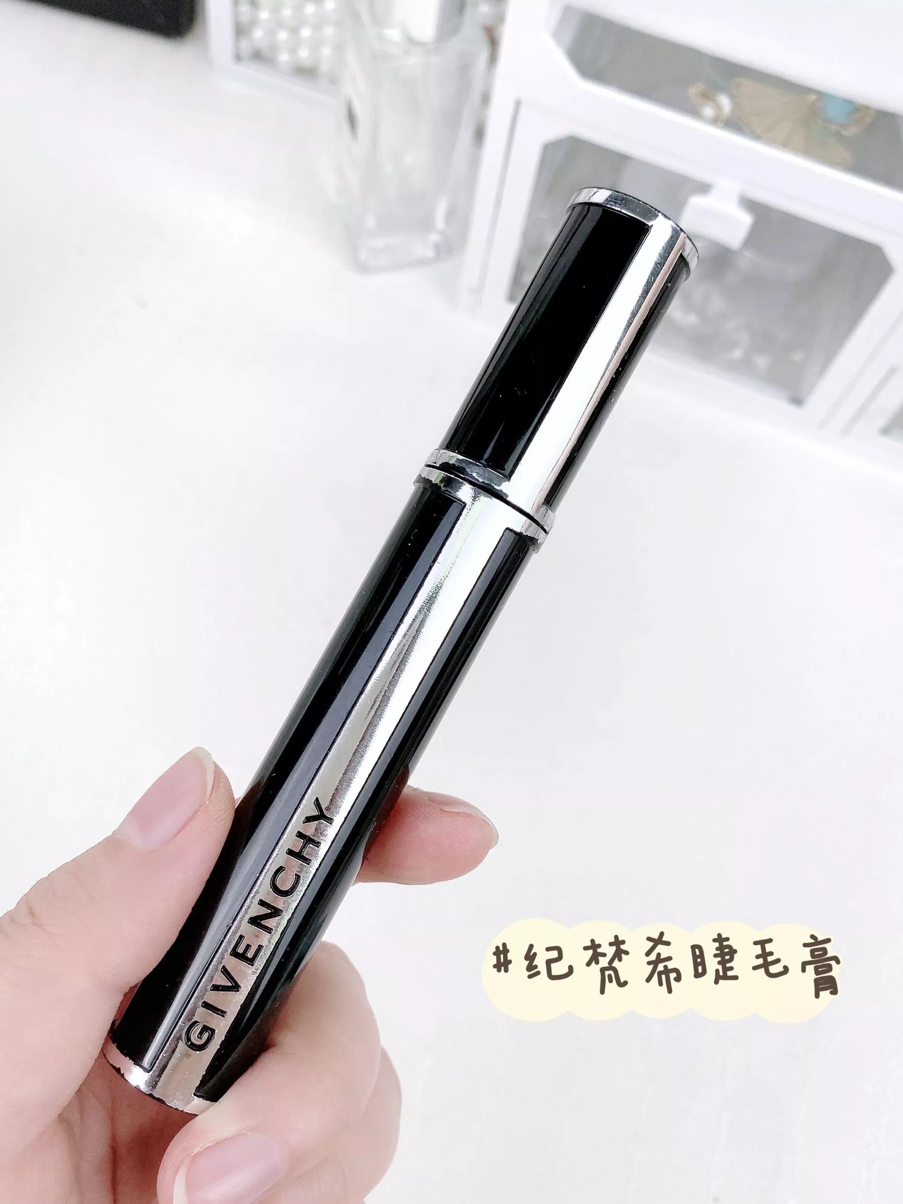 睫毛膏正确使用方法,新手必用的睫毛膏