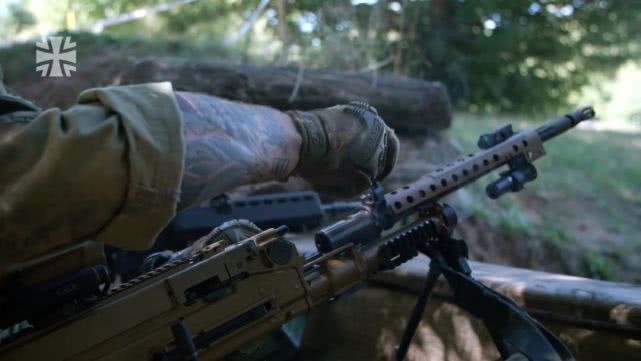 德国mg42通用机枪现代版,mg42机枪有多厉害
