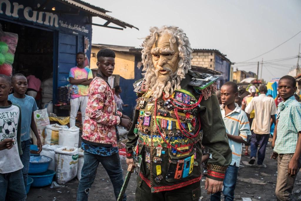 垃圾变艺术品,垃圾变成艺术品教学