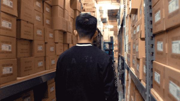 中国90后球鞋,90后在美国成鞋王