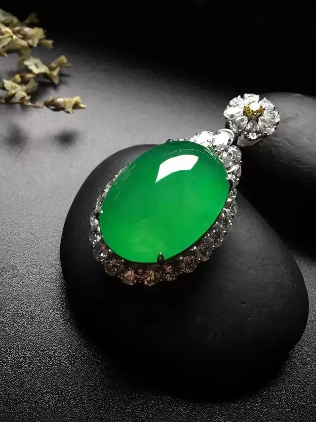 翡翠就是这么美,翡翠的美容