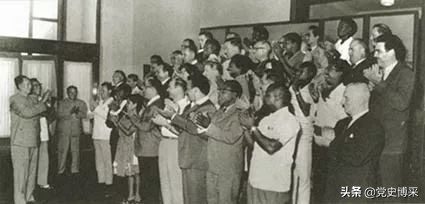 毛*东泽**与新中国的核*器武**