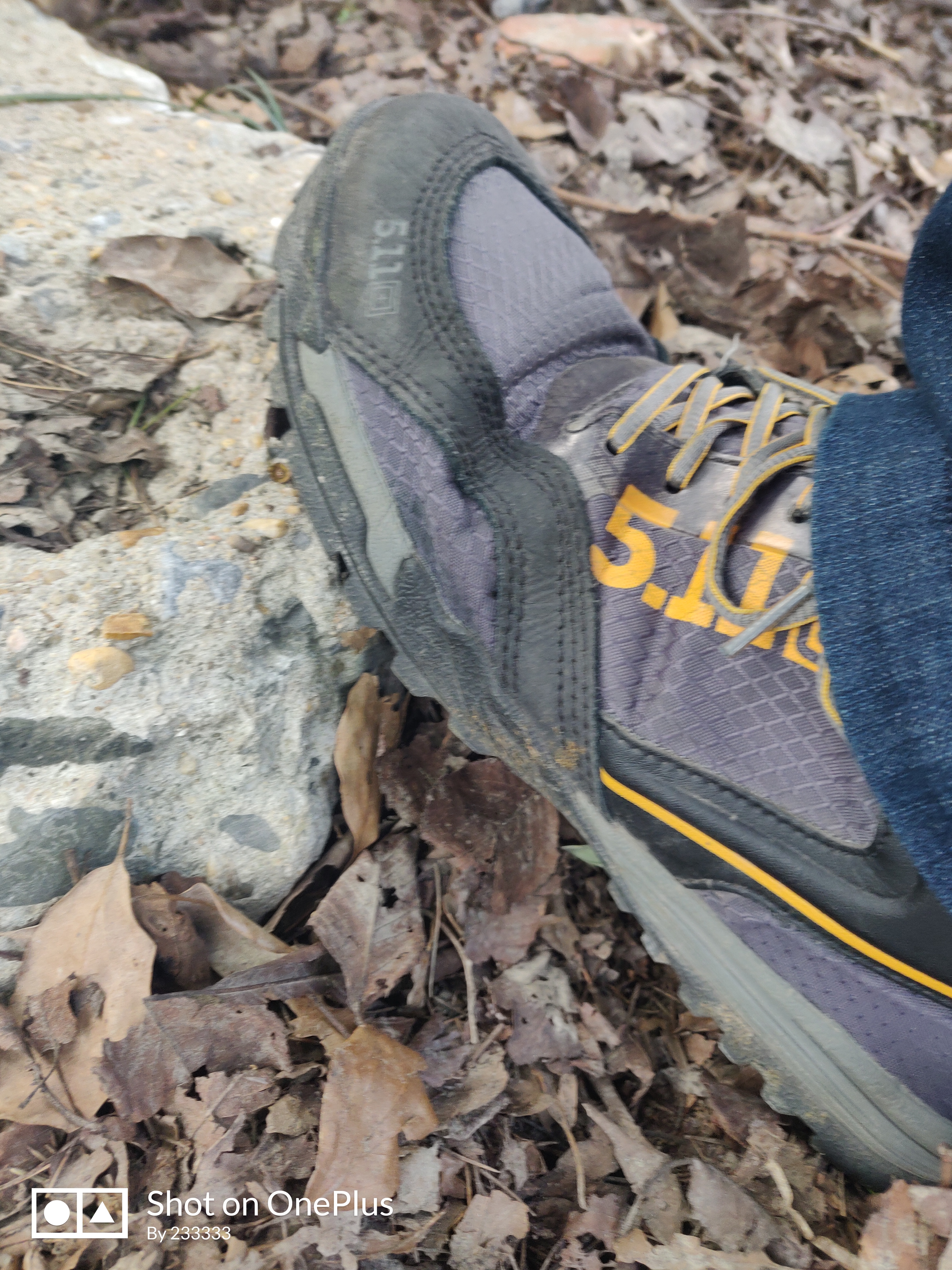 黑色战术登山靴推荐,lowa登山战术靴