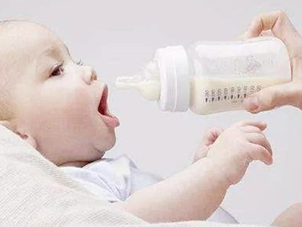 怎么挑选防胀气肠绞痛的奶瓶,一岁三个月宝宝奶瓶如何挑选