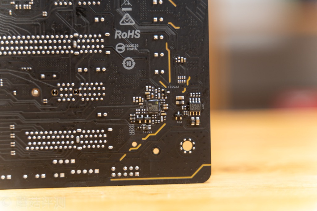 技嘉b550大雕主板评测,华擎x570太极雷蛇怎么样