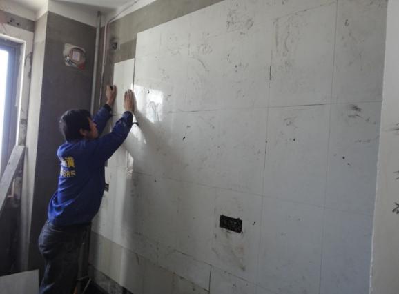 农村贴瓷砖人工多少钱一平方,贴瓷砖多少钱一平方人工费太贵