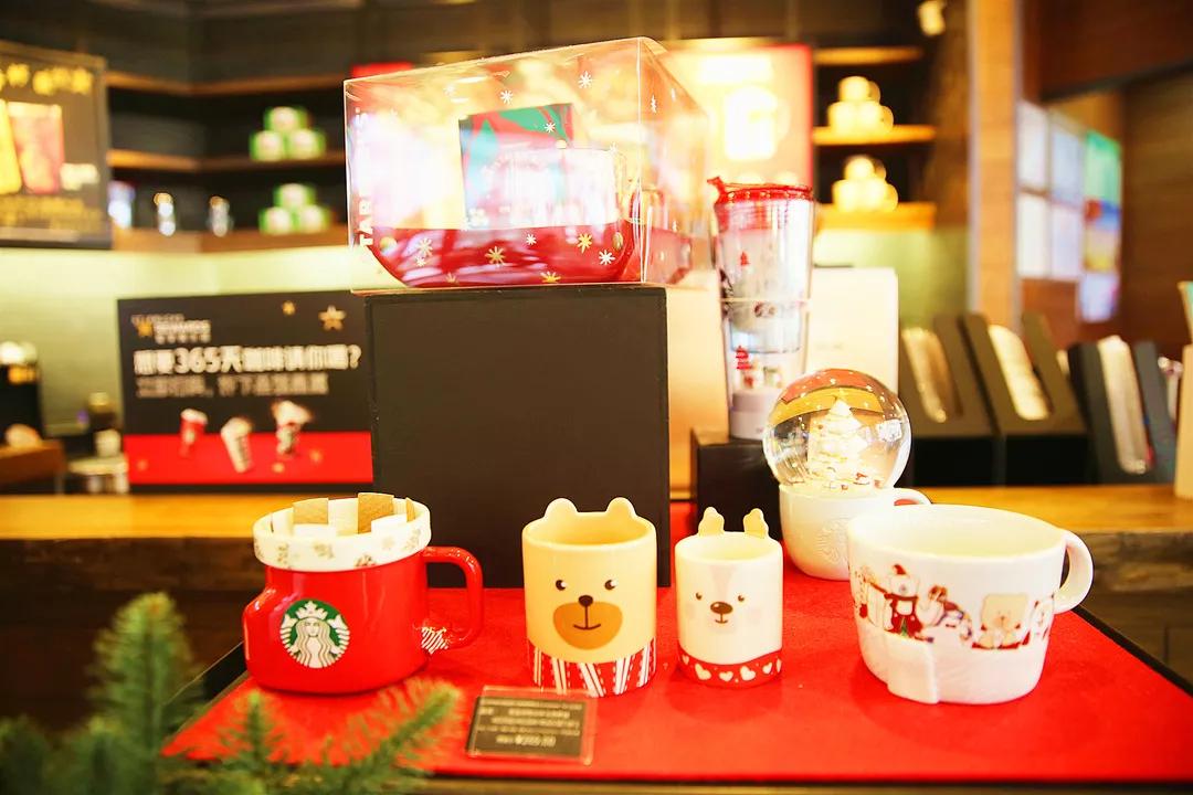 鐜╄浆姝︽眽鍟嗗満,姹夐槼澶ф磱鐧捐揣鍦ｈ癁娲诲姩