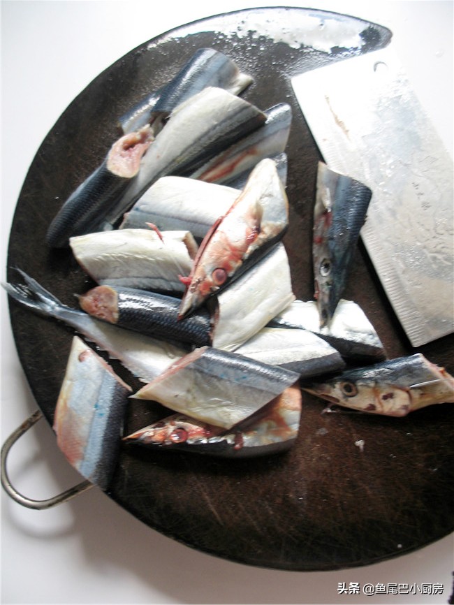 用黄豆酱做的烤鱼味道怎么样,在家做烤鱼原来这么简单麻辣过瘾