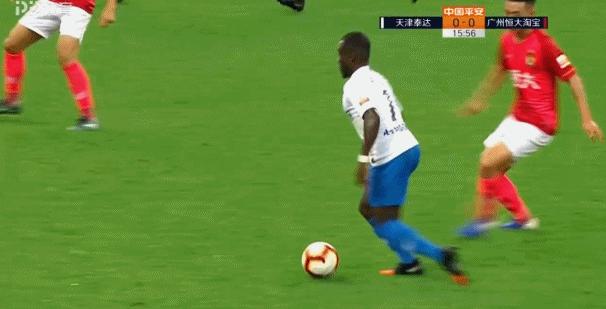 泰达阿奇姆彭进球视频,泰达队阿奇姆彭8秒狂奔进球视频