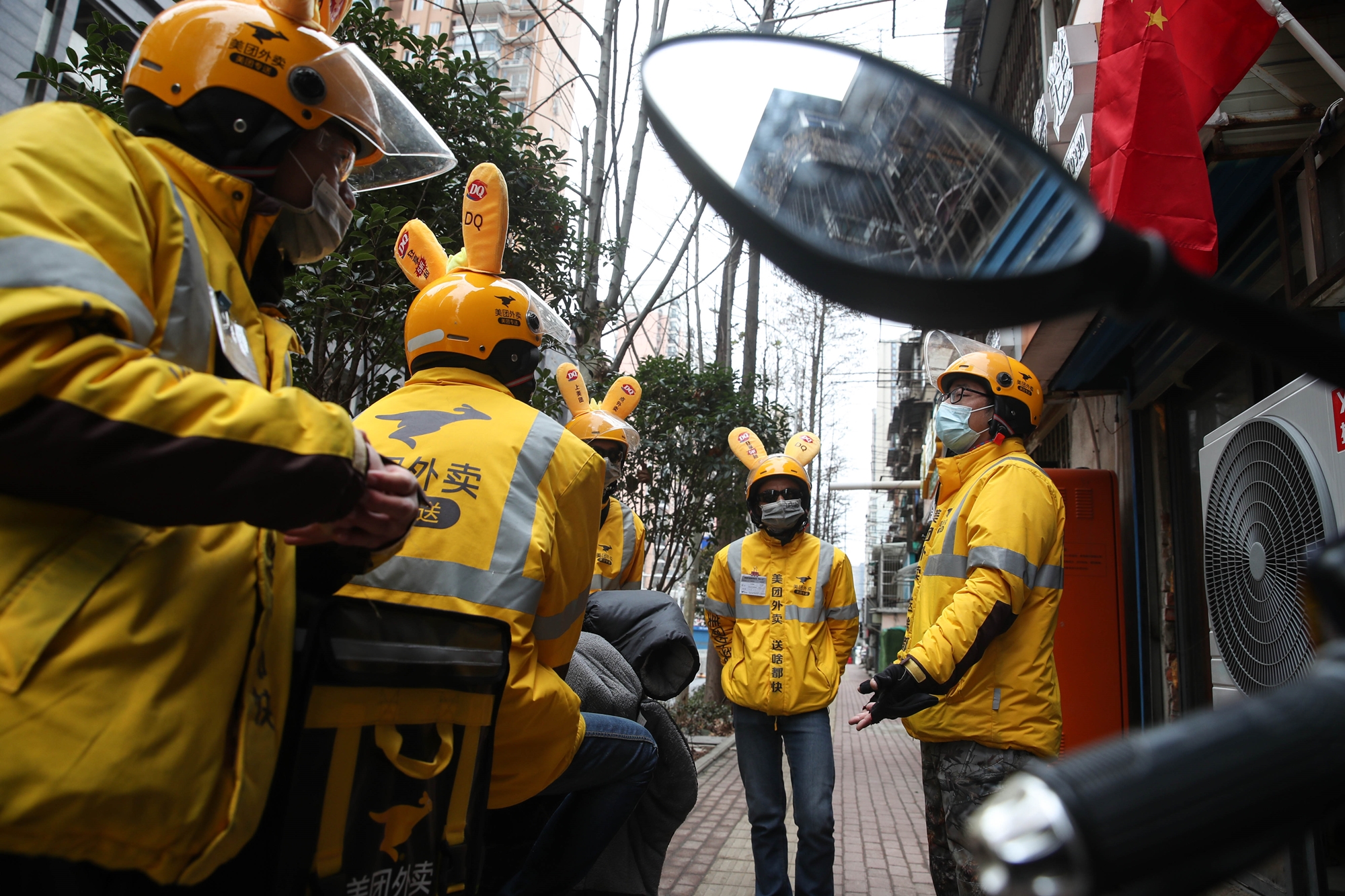 美团王兴，为什么让骑手注册个体户？详解他的套路，望周知