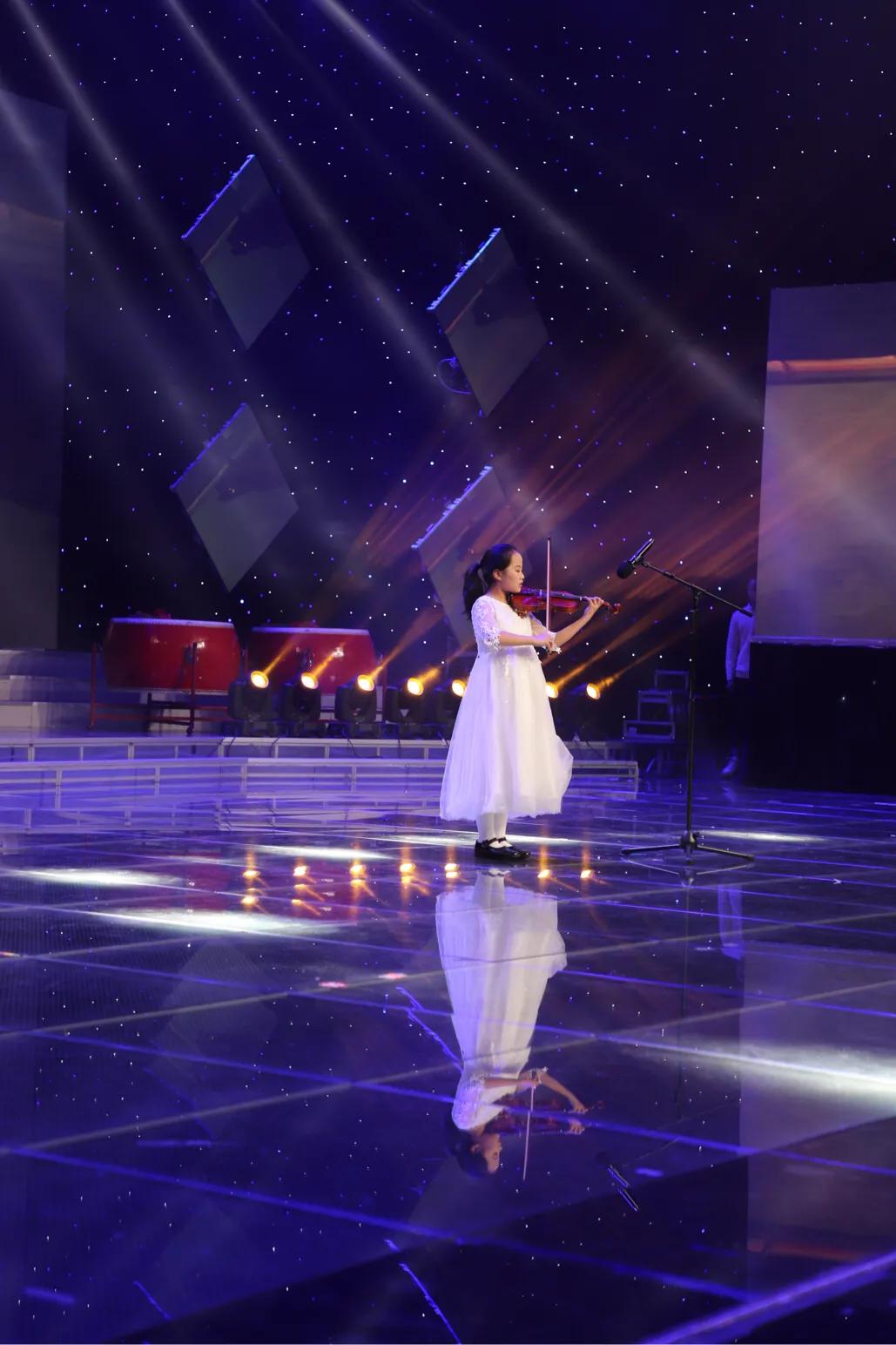 润华集团春晚盛典,润峰集团现状