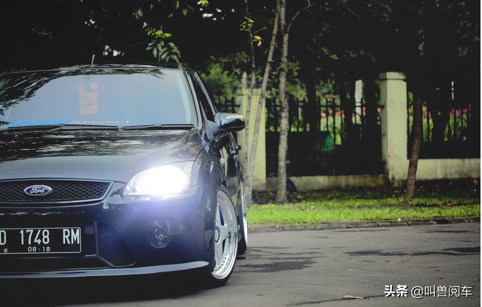 2010福特嘉年华和2008福克斯怎么选,05福特福克斯还能开几年