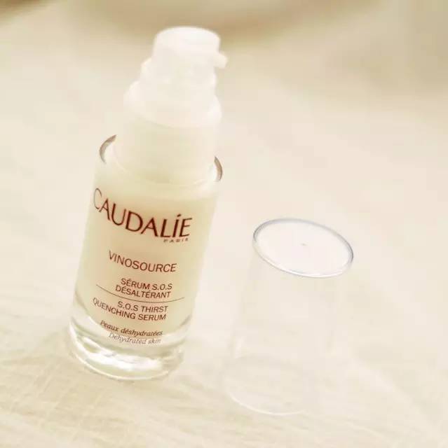 jovisse赋活保湿鱼子酱精华,口碑最好的10款保湿精华