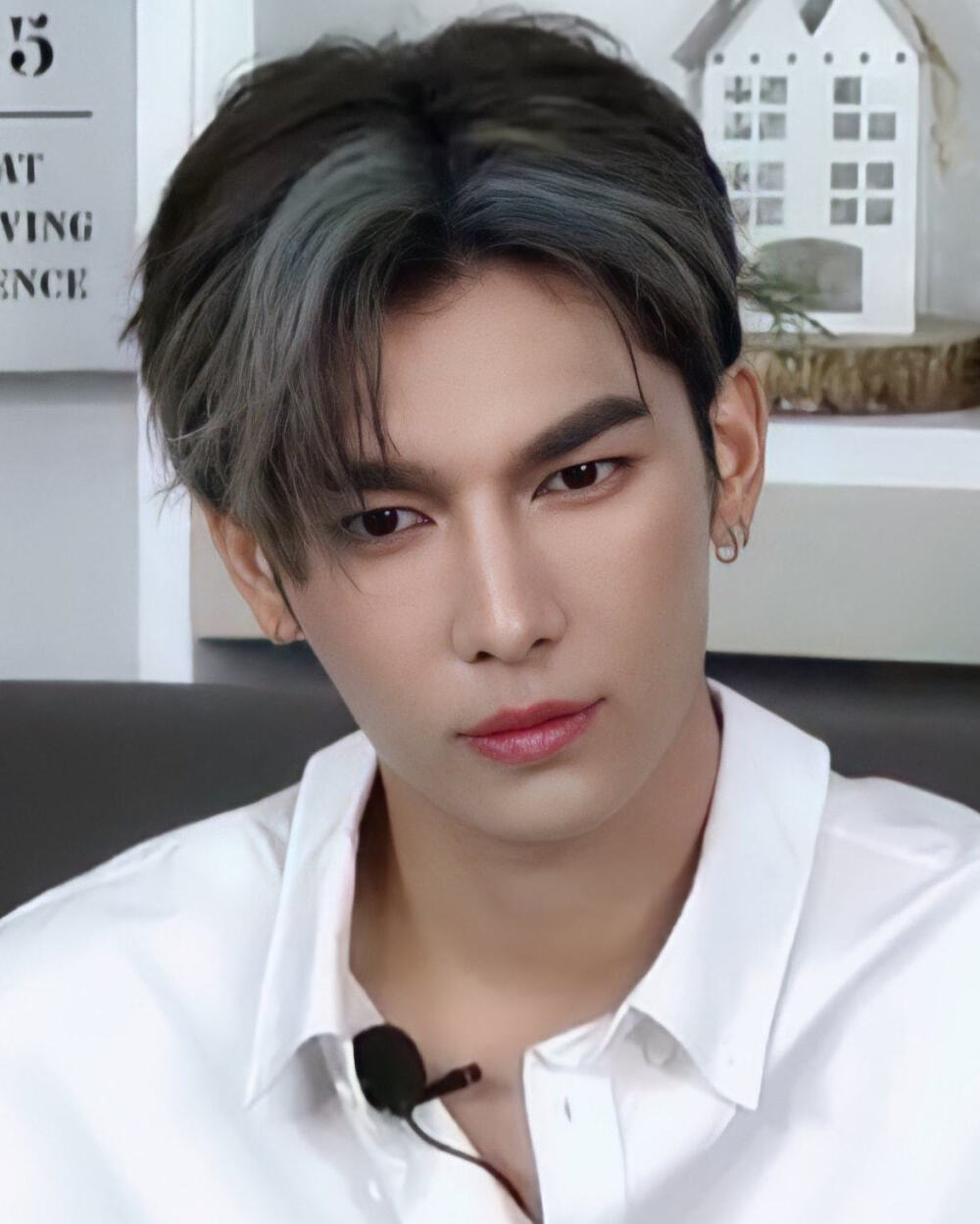 他泰让人一眼万年的外观：妞的鼻尖痣泡芙的笑眼文总的手