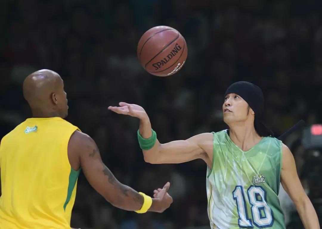 赵本山陈道明演技公认,娱乐圈名人打篮球