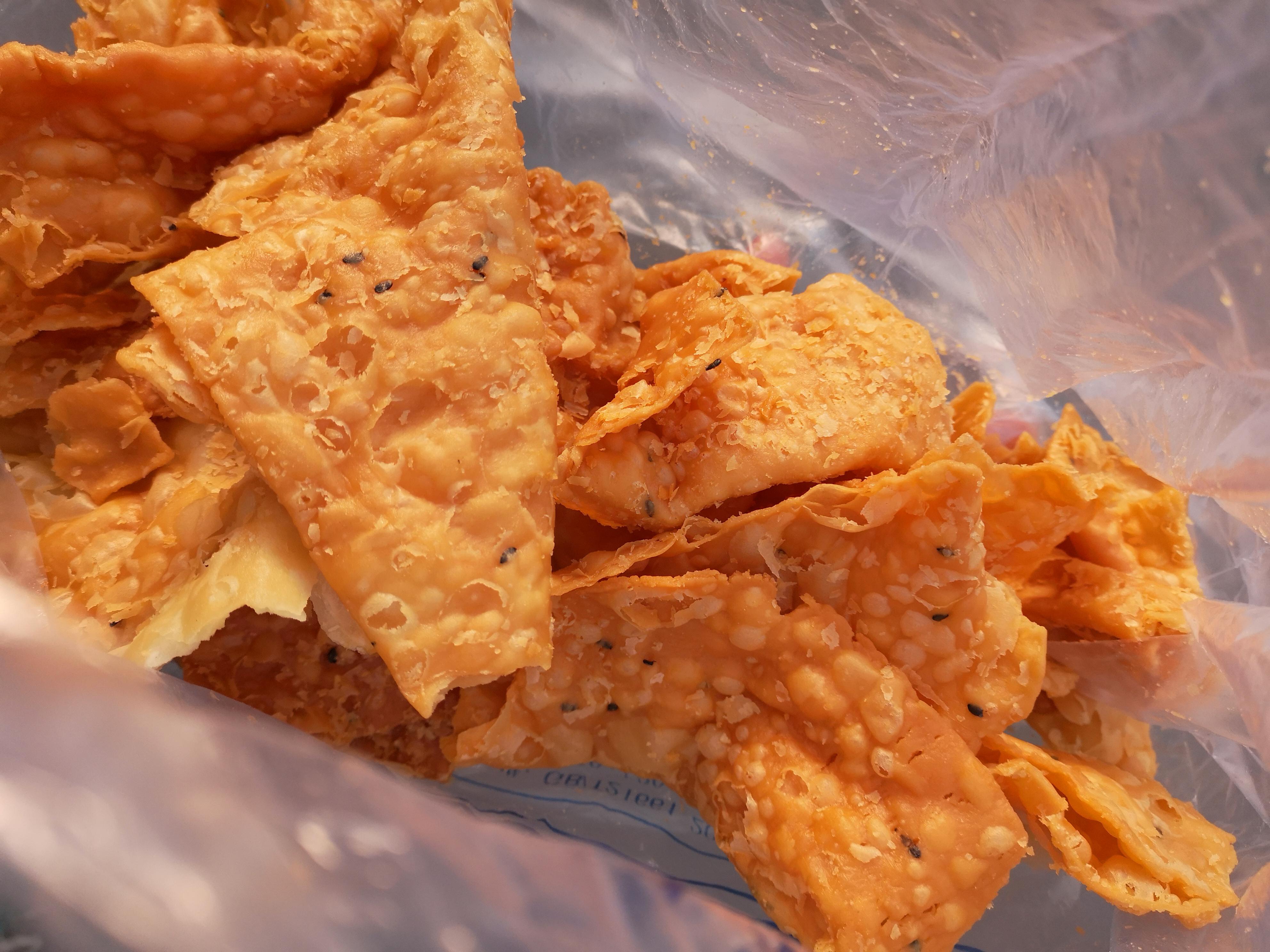 逛颐和园观十七孔桥金光穿洞,离颐和园金光穿洞奇景最近的入口