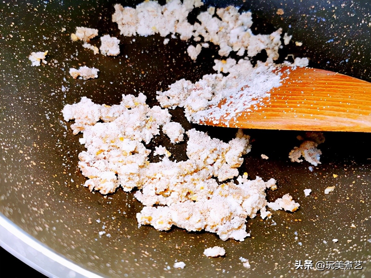 鱼籽嘎嘣脆,麻辣鱼籽藕片