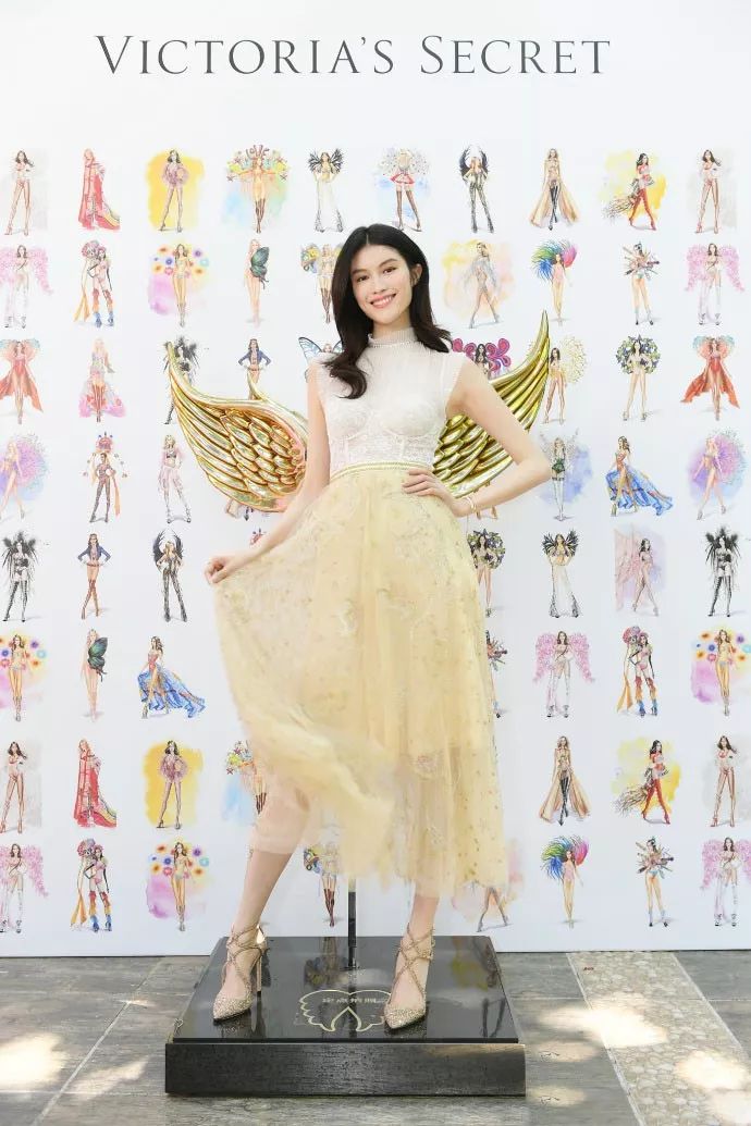 刘雯2020全球超模收入榜排第几,2018年最赚钱模特刘雯