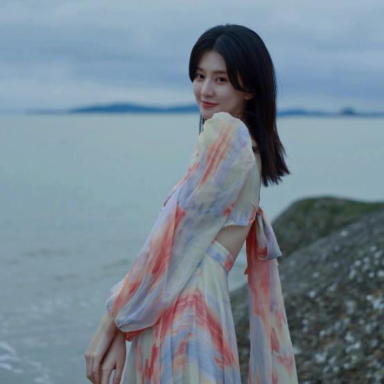 乔欣海边的唯美图片,乔欣海边花絮