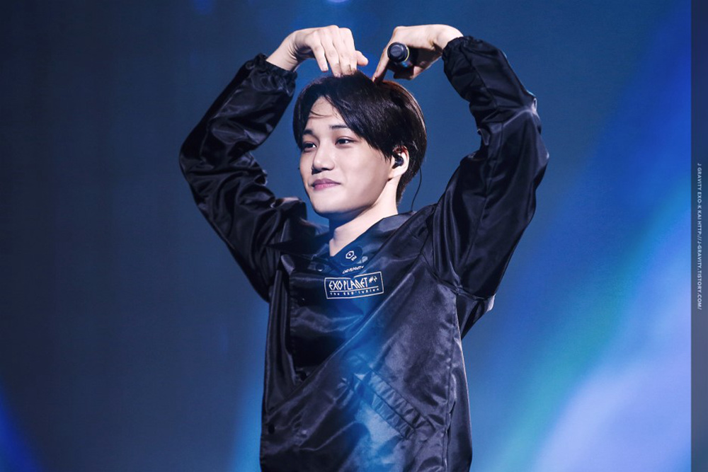 KAI房子曝光，大家都在讨论面积，有谁注意到抱枕？取向明确