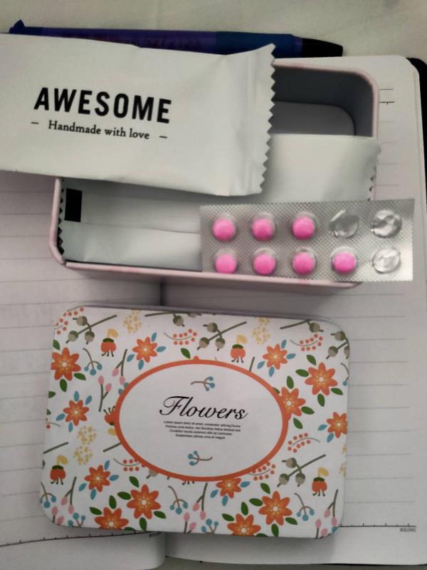 女子减肥吃减肥药被送进医院,朋友圈购买减肥产品女孩住院病危