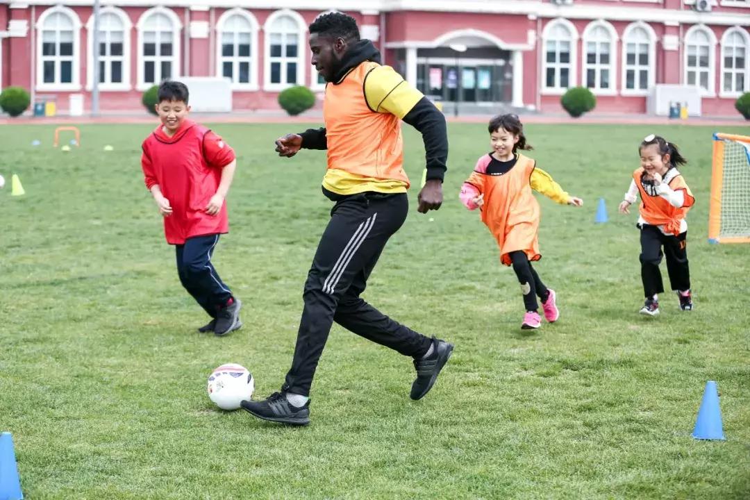 北京爱迪国际学校好进吗,北京国际足球学校