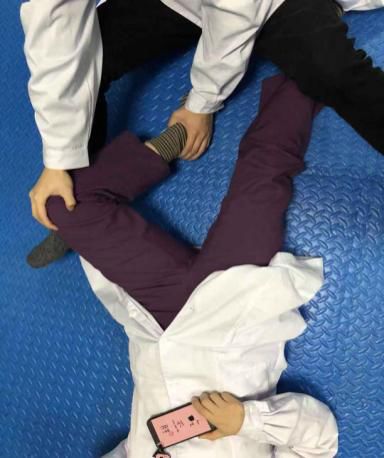 o型腿治疗好了长高了,o型腿x型腿怎么矫正健身房