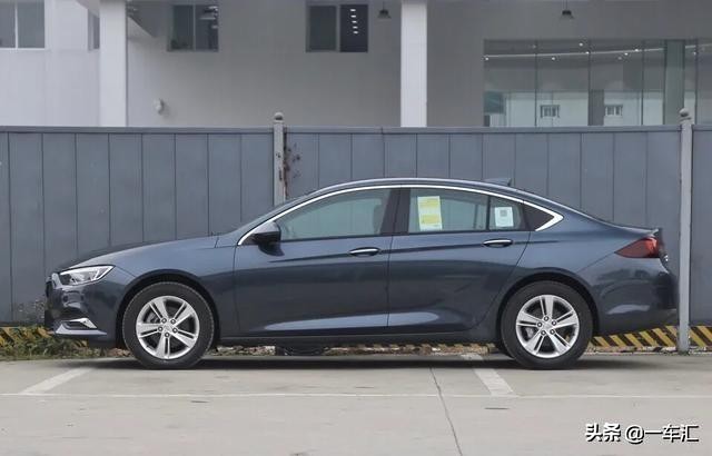 别克君威15万左右的车型,1.5t君威和1.5雅阁买哪个好