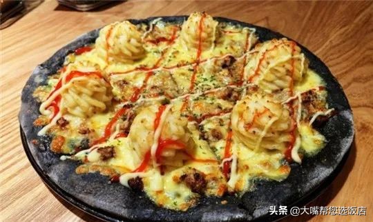 #吃遍大连#披萨的诱惑!一个蕴藏着芝士力量的神物