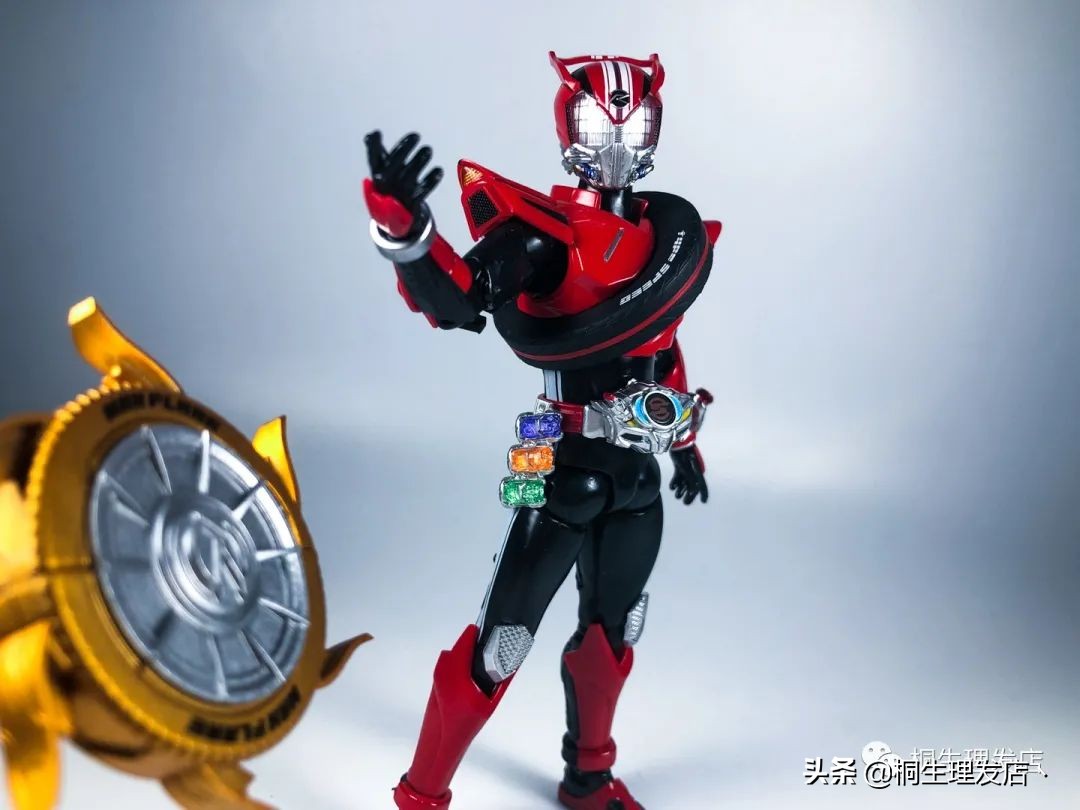 座驾最贵的假面骑士！假面骑士Drive驰骑shf测评