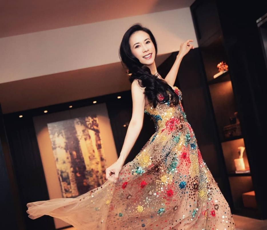 绝色莫文蔚演唱会,莫文蔚绝色世界视频