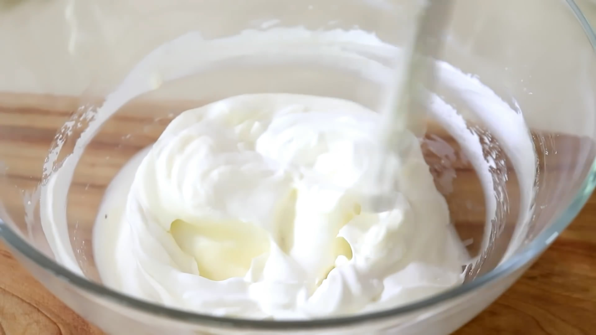 正宗提拉米苏做法,提拉米苏正宗做法没有芝士