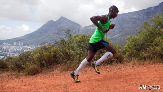 跑鞋鞋码怎样才是最合脚,怎么判断跑鞋鞋码是否合脚