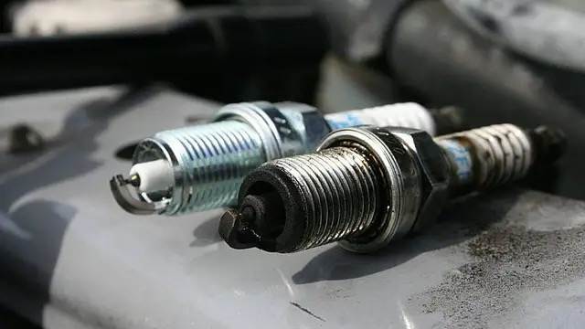 二手车上这些物件不能要,趁早拆除