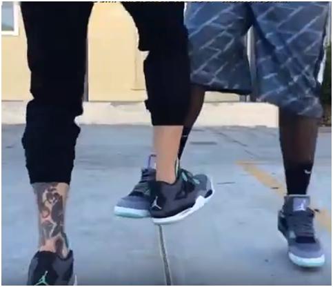 黑人：你可以*辱侮**我但不能践踏我的AJ乔丹鞋。这不仅仅一种信仰