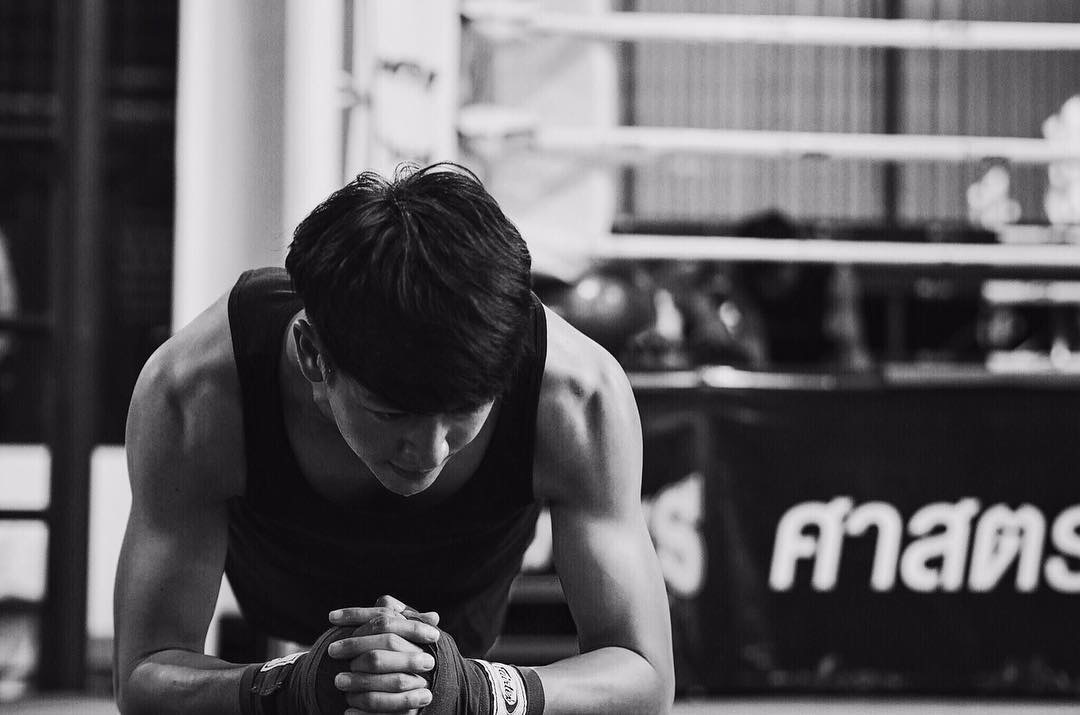 霸道总裁本尊?出演泰国狗血剧的这位男神我太可了