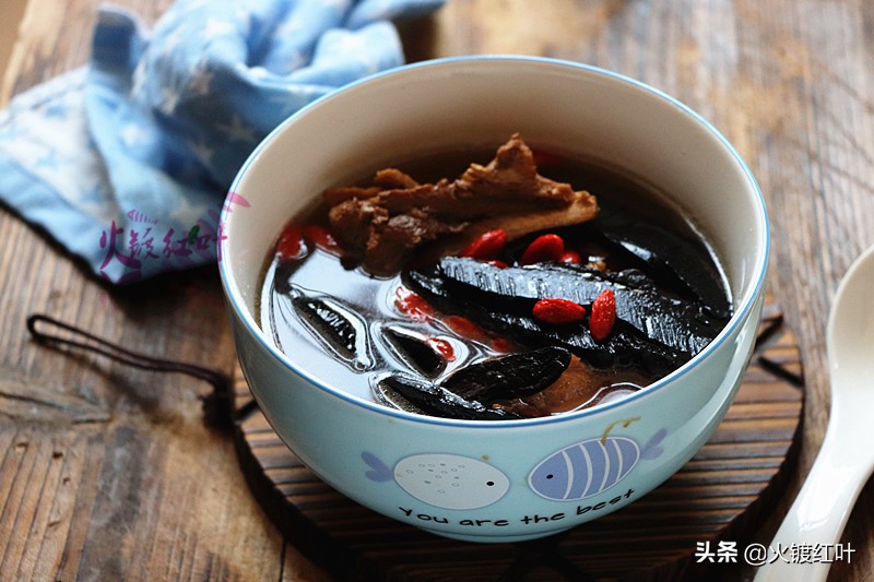 灵芝汤养肝护肝,灵芝孢子粉炖什么汤好喝