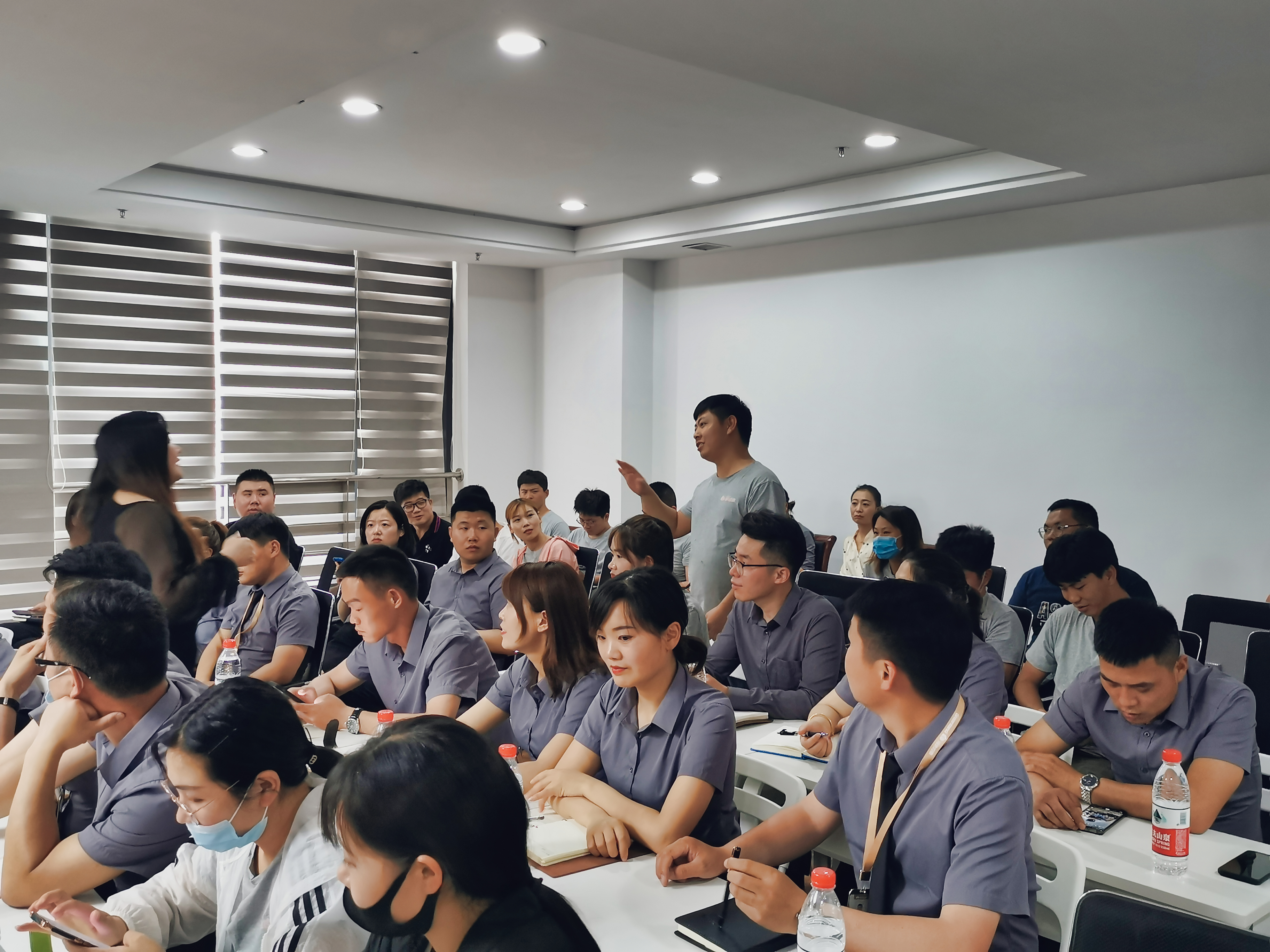 缁垮湴闆嗗洟娣畨缁垮湴鏄ユ檽,缁垮湴娣畨