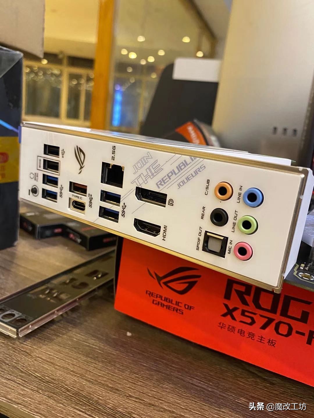 出厂即卡死！AMD锐龙5600X处理器+华硕ROG吹雪主板